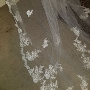 Wedding veil with veil